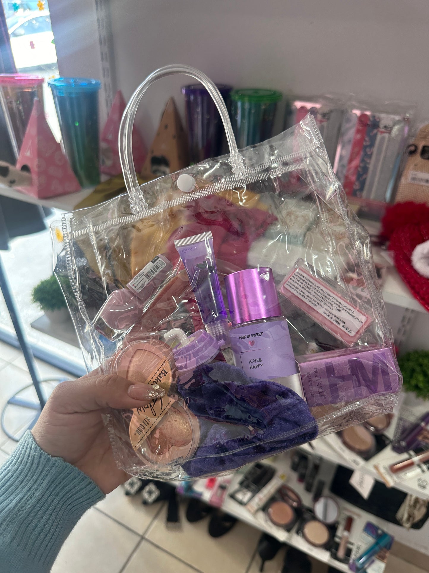 Set maquillaje y perfume dama