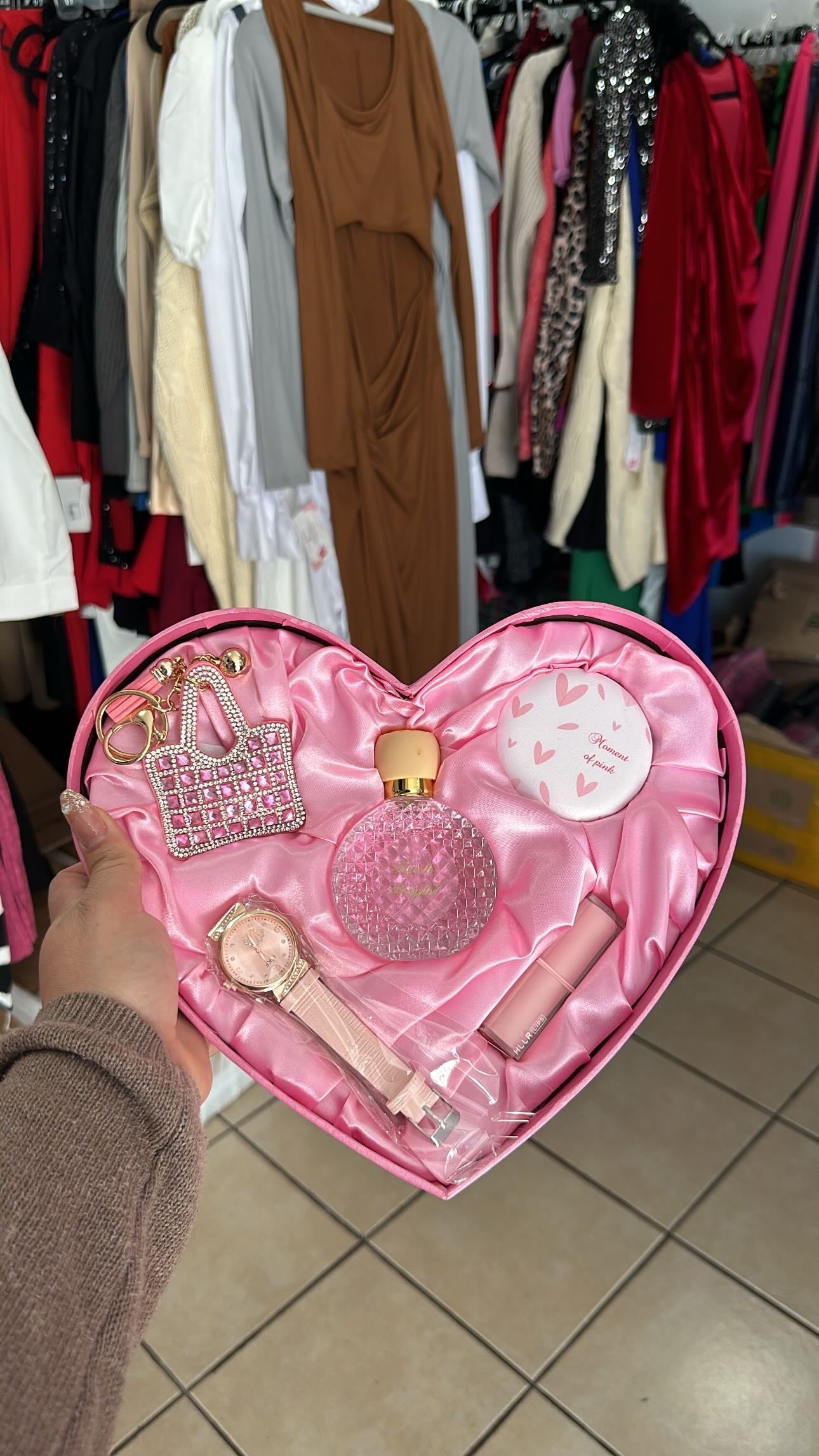 Set dama amor y amistad